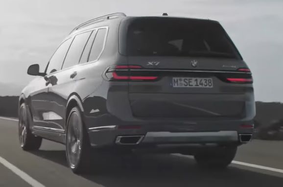 2026 BMW X7