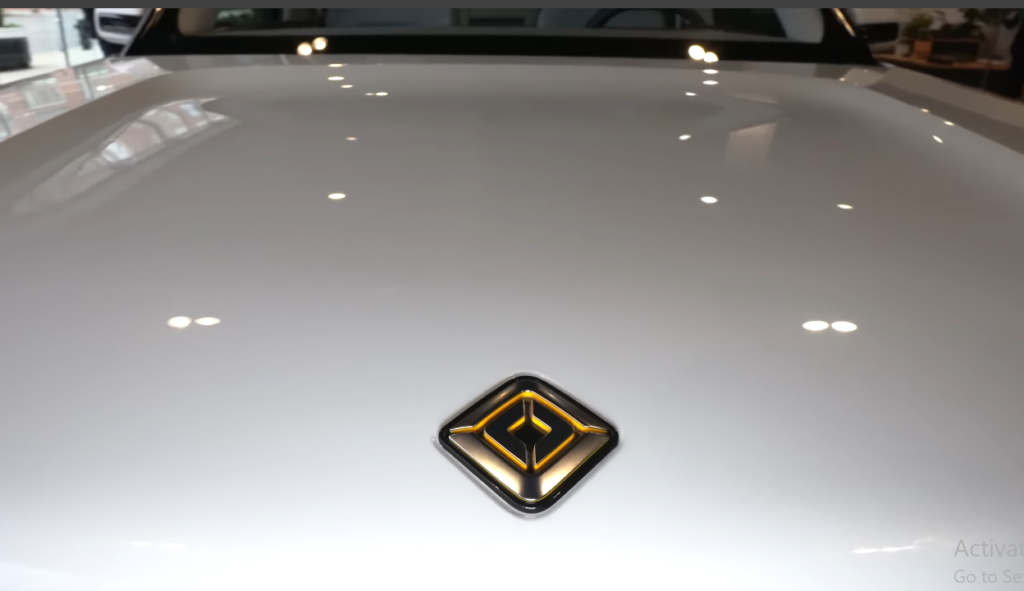 2026 Rivian R2S