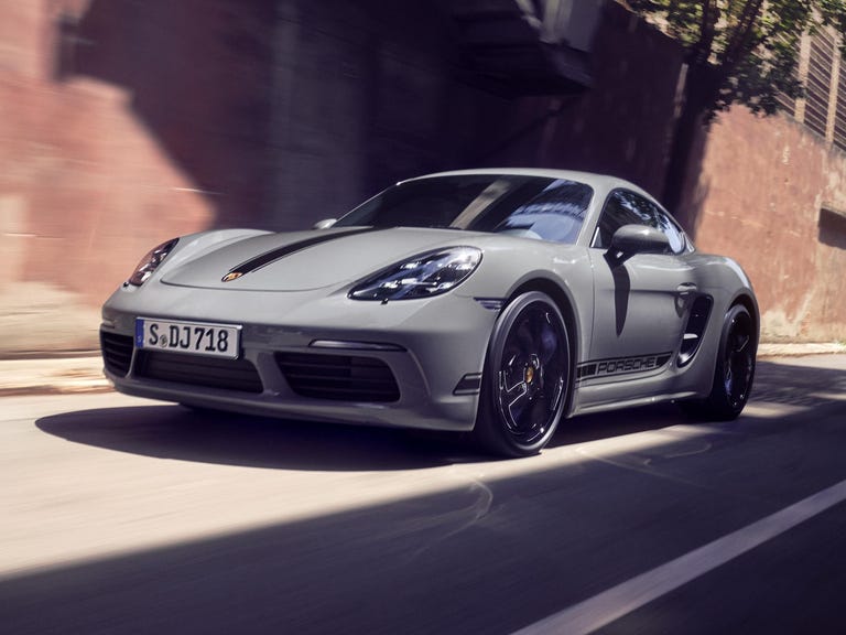 2025 Porsche 911 Review, Pricing & Specs: Unveiled Excellence!